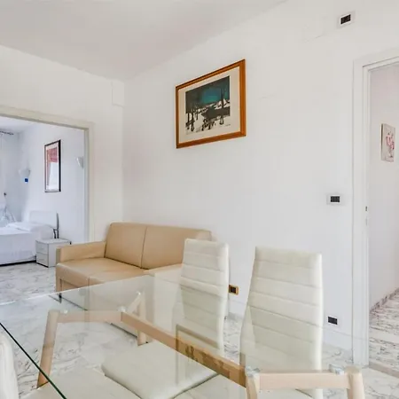 Grattacielo Vittoria 37 Apartment Arma di Taggia